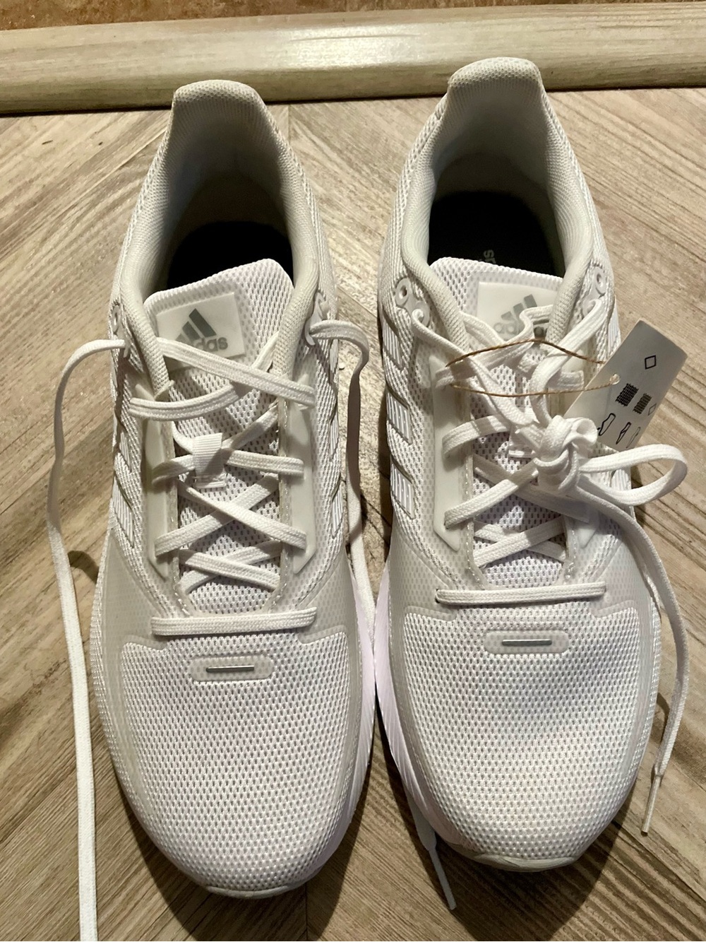 adidas Run Falcon 2.0 NWT